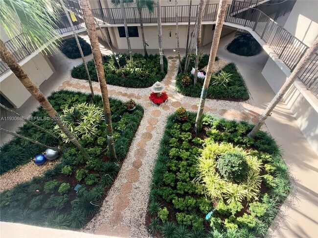 Building Photo - 8065 SW 107th Ave