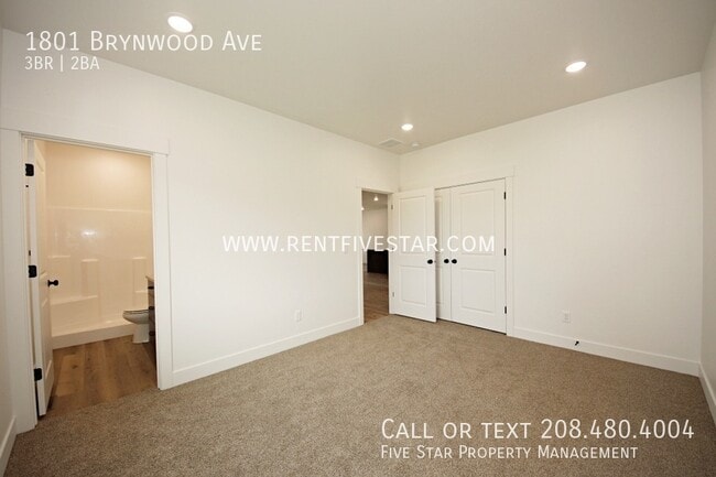 Building Photo - 1801 Brynwood Ave
