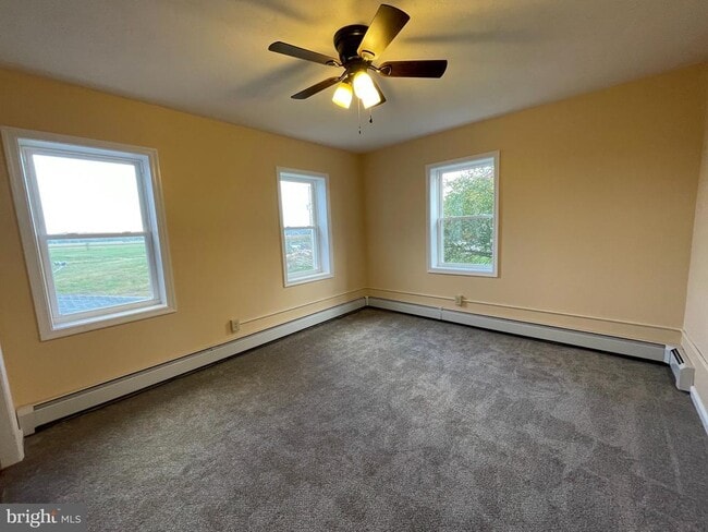 Building Photo - 2450 Mummasburg Rd