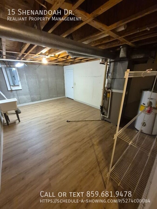 Building Photo - 15 Shenandoah Dr