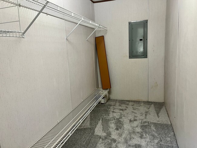 Building Photo - Spacious 3BR Home in Franklinton
