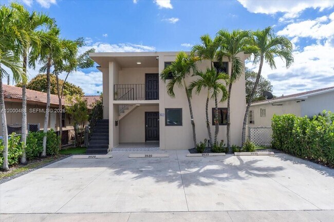 Building Photo - 3522 SW 25th St