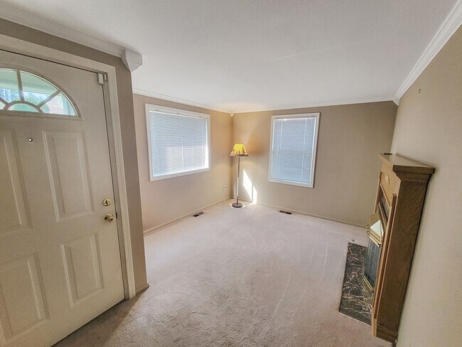 Building Photo - Out of this world home on Juniper Street in Milton