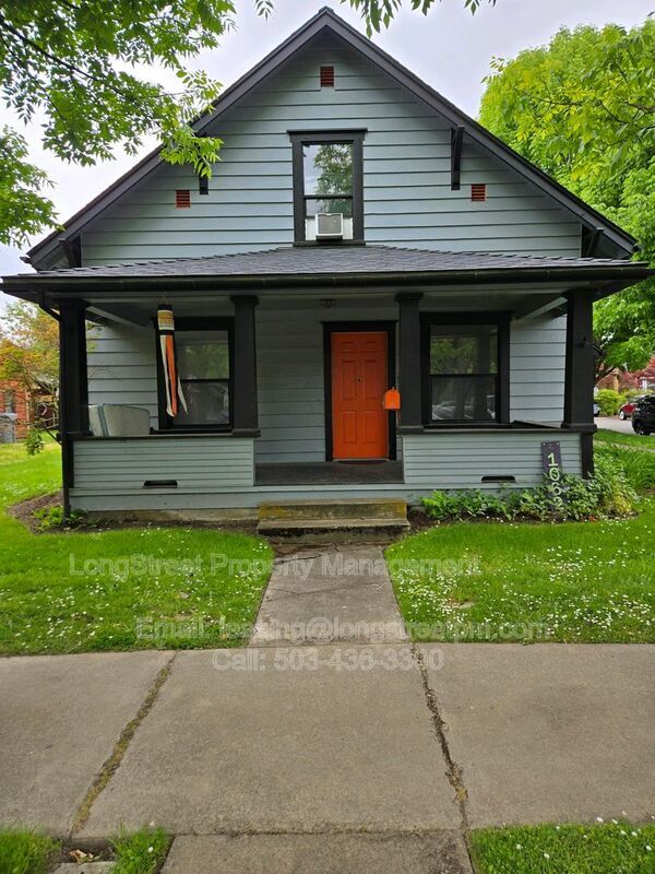 Building Photo - 801 SW 11th St