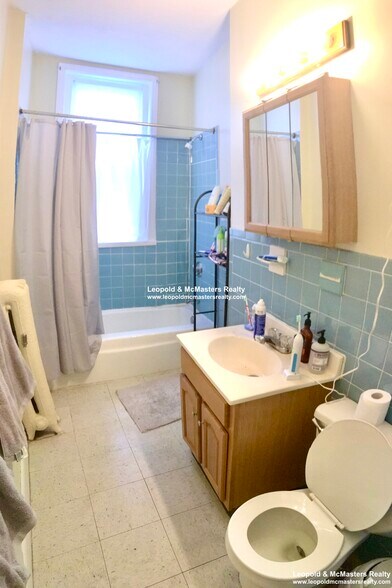 Building Photo - 1132 Commonwealth Ave