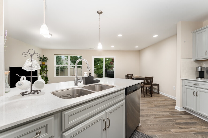 Building Photo - 3831 Copperfield Ct