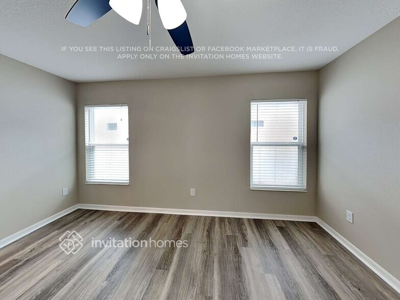 Building Photo - 10732 Southern Forest Dr