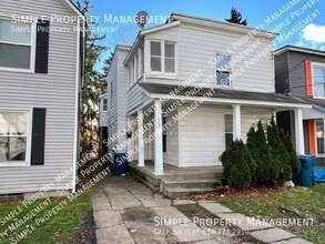 Building Photo - 920 Fourth St. NW --1