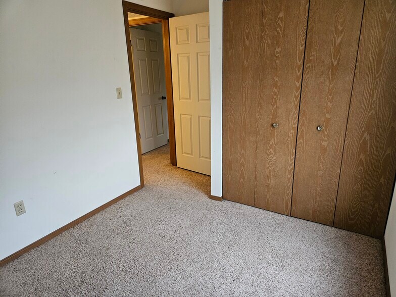 Building Photo - 208 Huckleberry Heights Dr