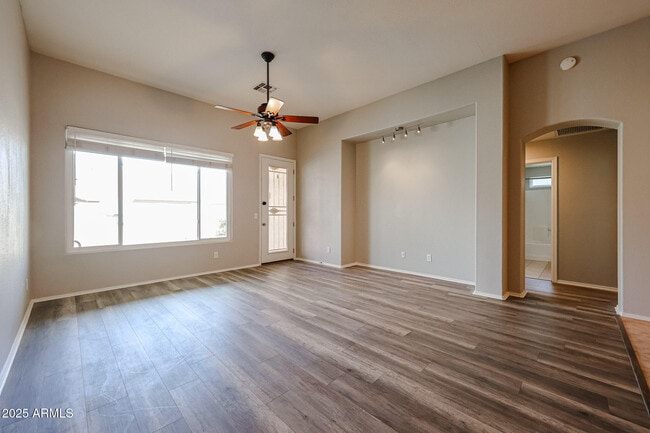 Building Photo - 3840 E Campbell Ave