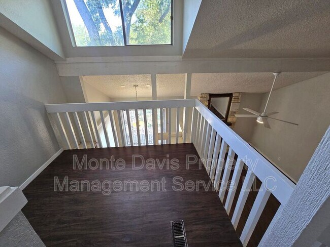 Building Photo - 1713 Cinnamon Path