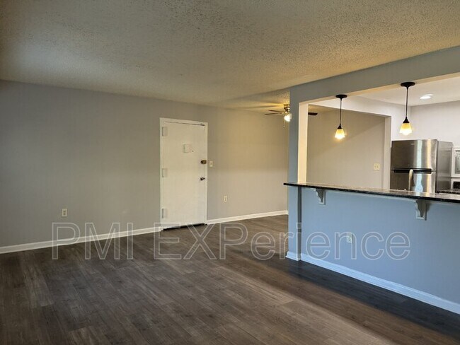 Building Photo - 3815 Swann Rd