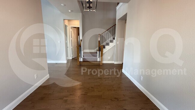 Building Photo - 3508 Covedale Blvd
