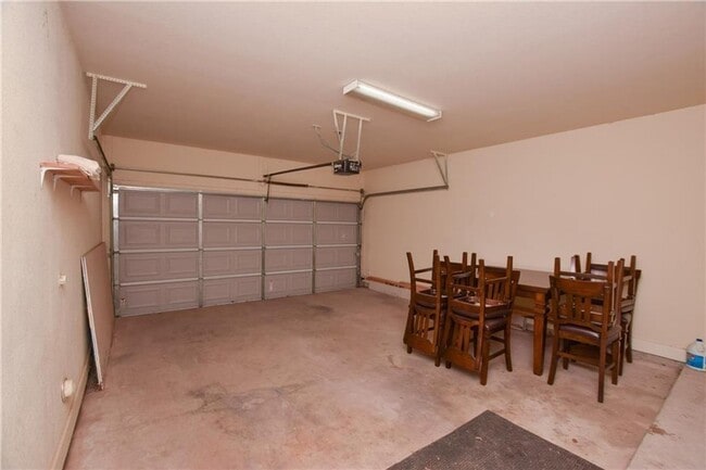 Building Photo - 5405 Avenue H