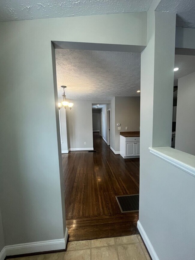 Building Photo - 55 Edmonds St