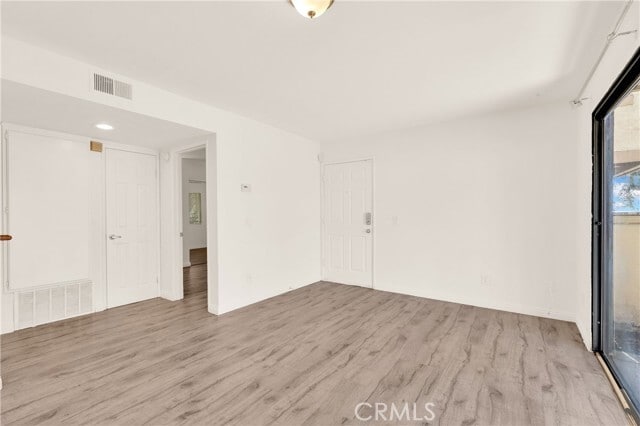 Building Photo - 1110 W Blaine St