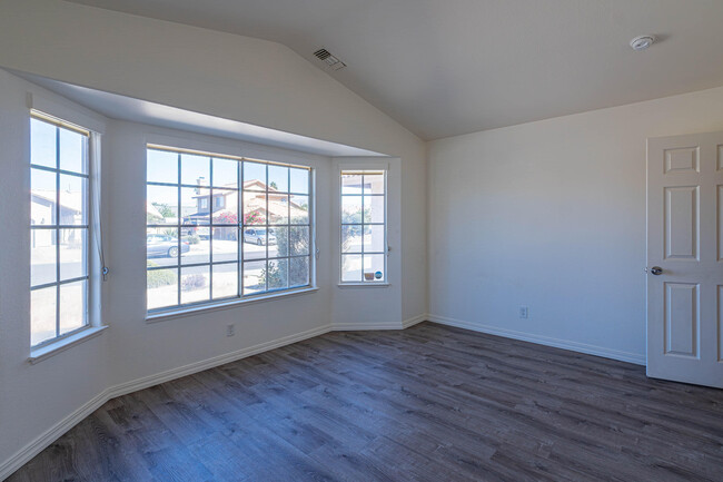 Building Photo - 81329 Avenida Coyote