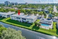 Building Photo - 10789 N Military Trl