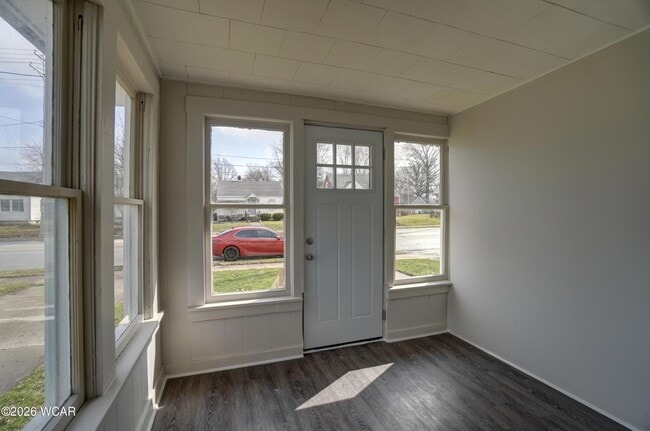 Building Photo - 1141.5 N Main St