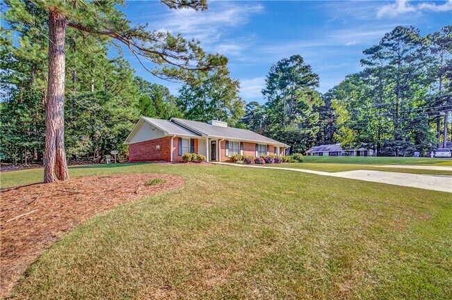 Building Photo - 105 Belle Dr