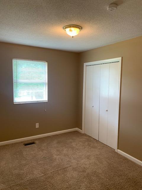 Building Photo - 4995 Gold Pointe Dr