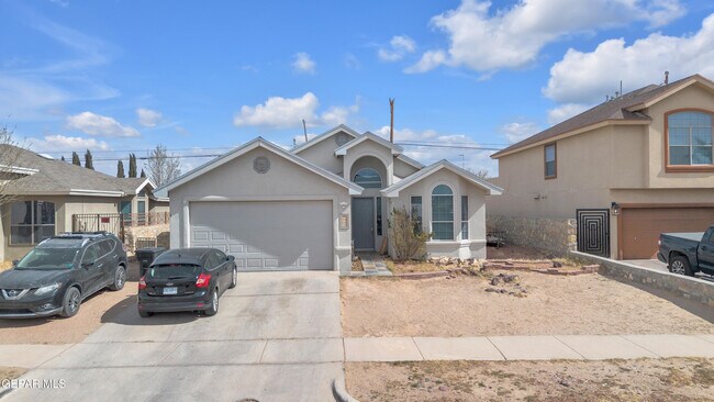 Primary Photo - 416 Sand Verbena St