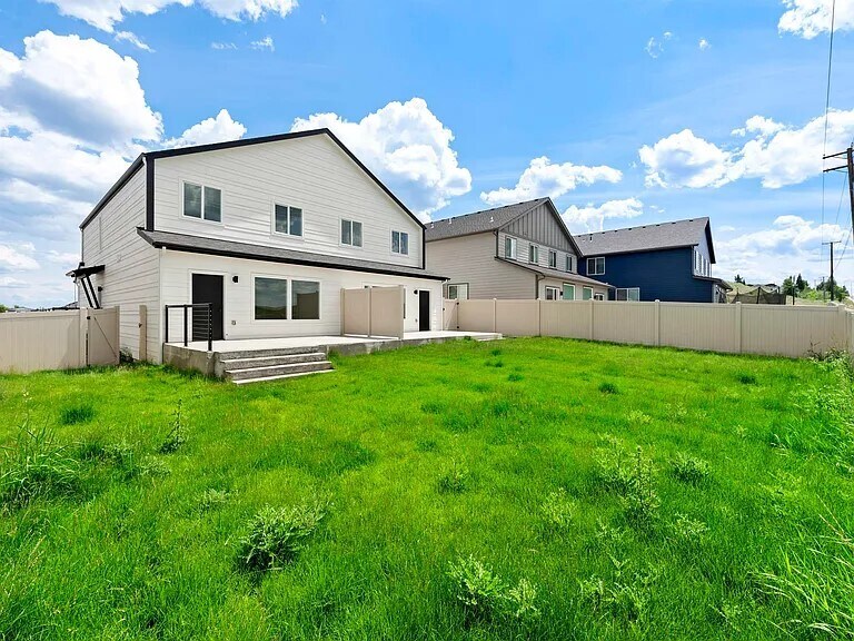 Building Photo - 1130 Greenfield Dr