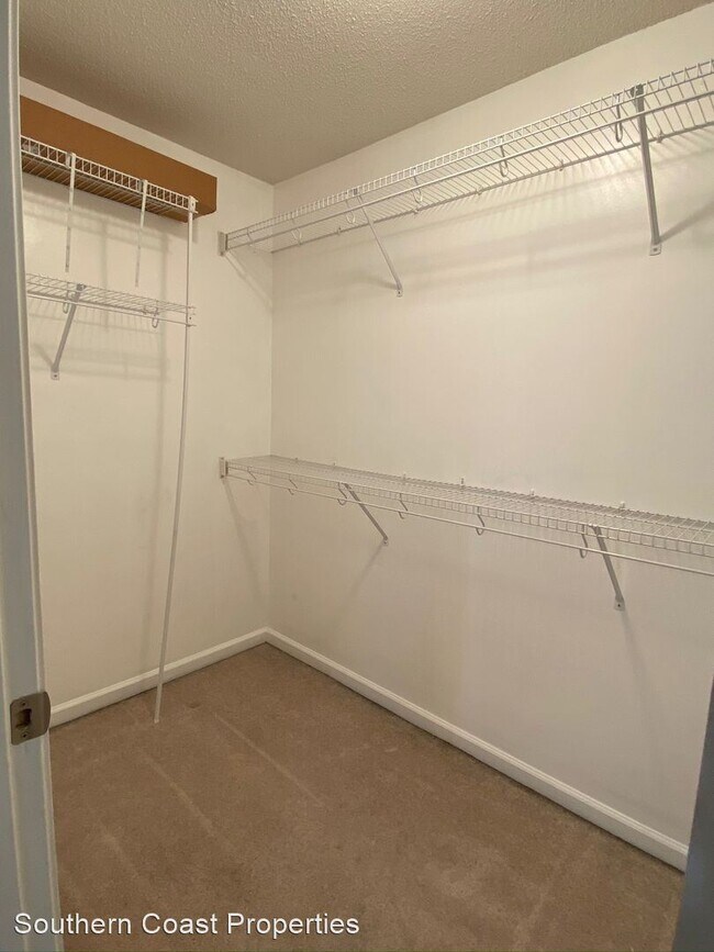 Building Photo - 3 br, 2 bath House - 10 Montero Drive