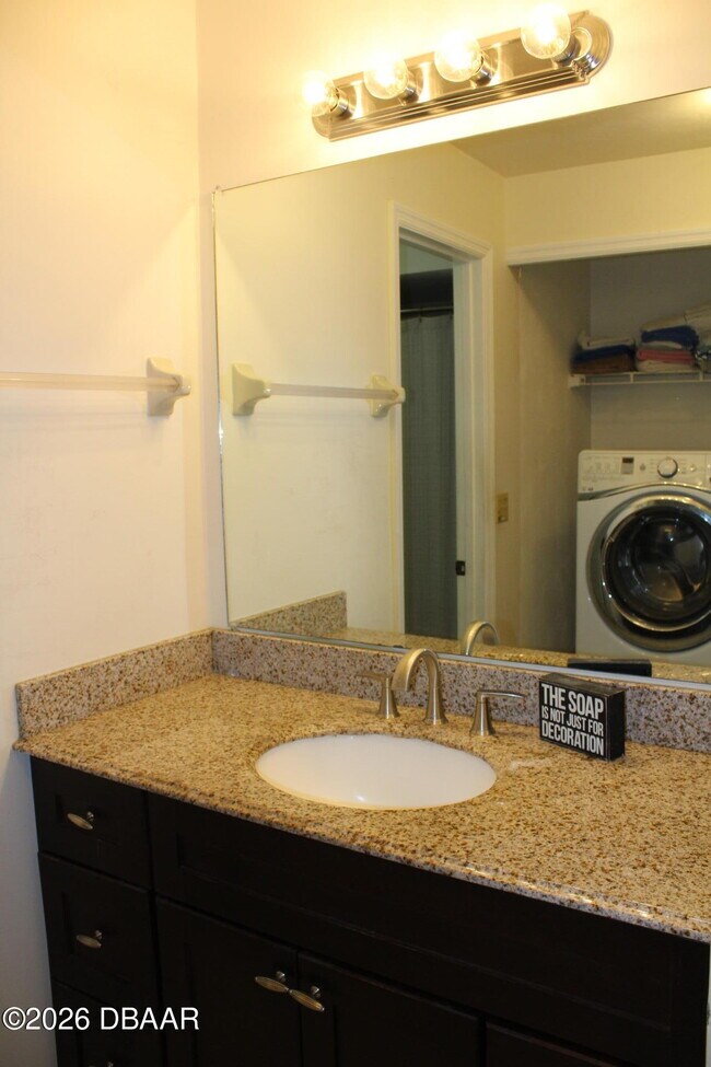 Building Photo - 4542 Rockledge Ln