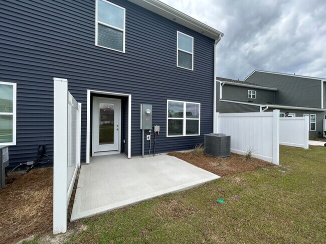 Building Photo - 5784 Harebell Rd