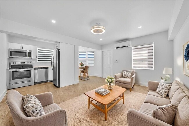 Building Photo - 5122 NE 19th Ave