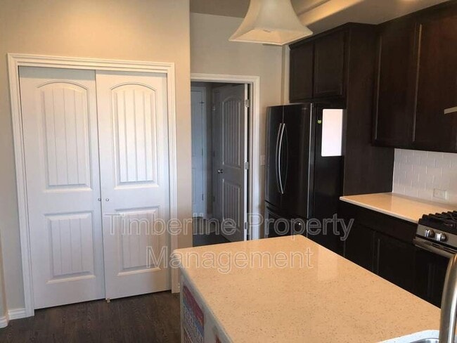 Building Photo - 10814 Warm Sunshine Dr