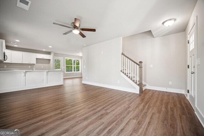 Building Photo - 6405 Crystal Cove Trail