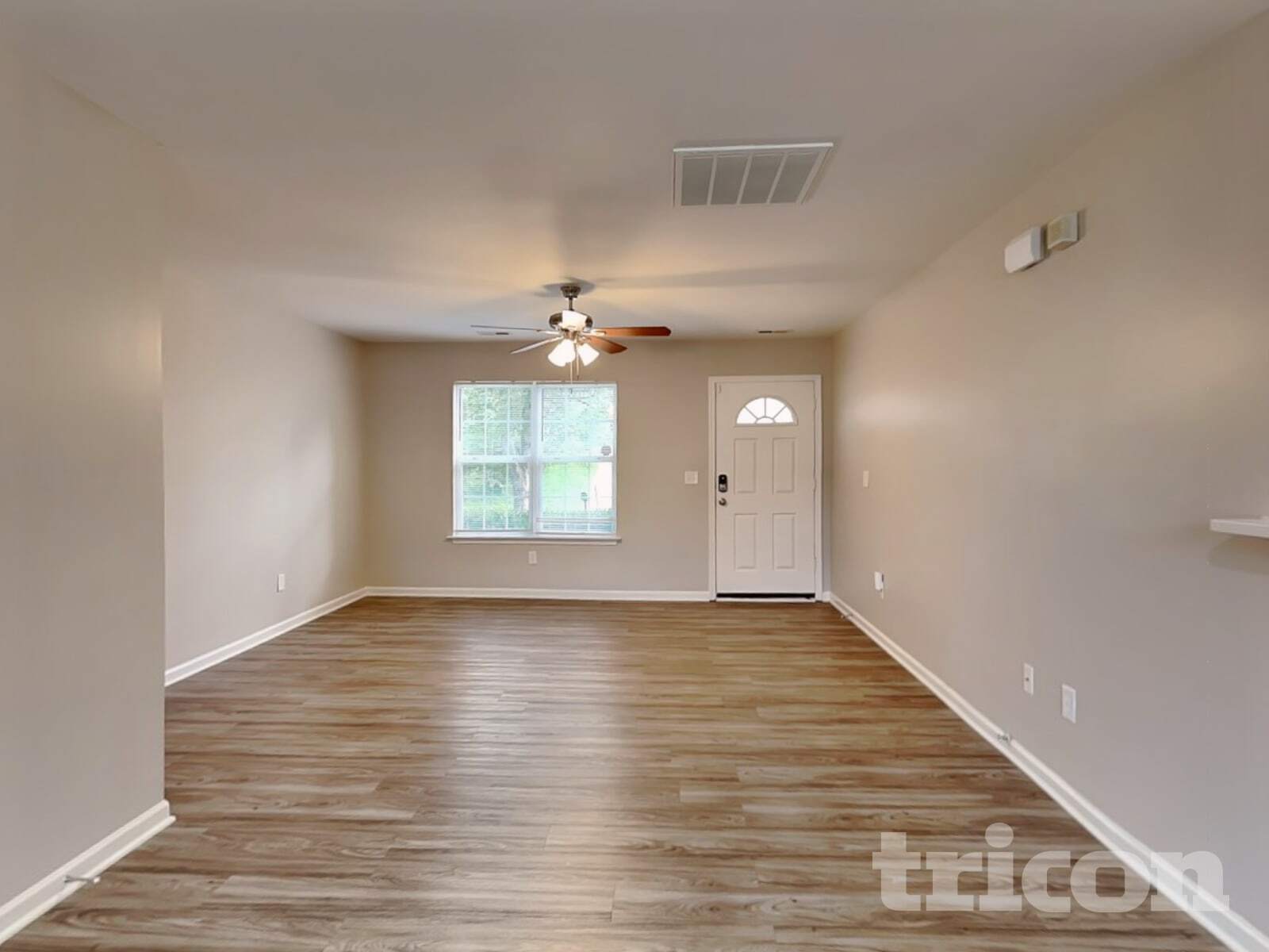 Building Photo - 9514 Parkridge Dr