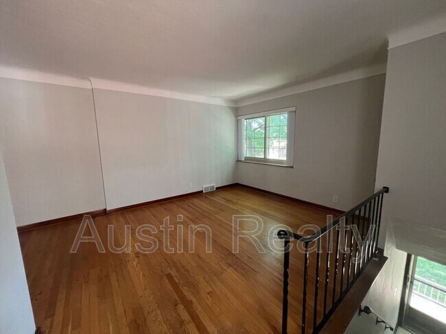Building Photo - 6358 Sutherland Ave