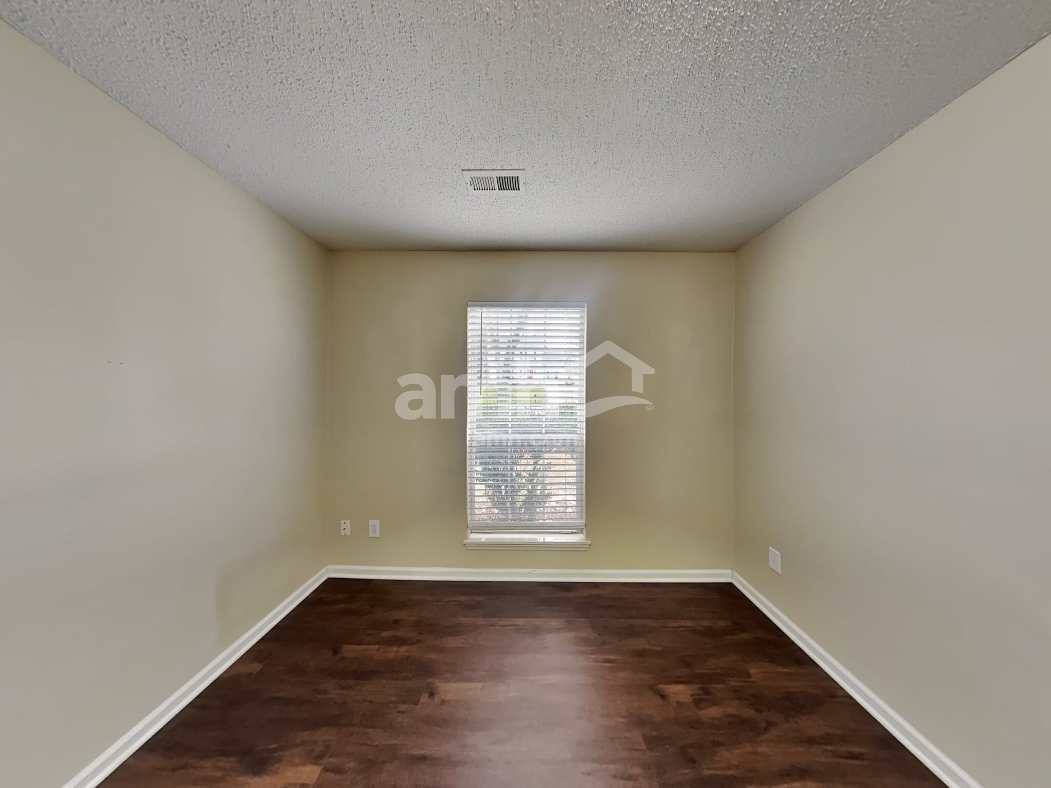 Building Photo - 16518 Amber Field Dr