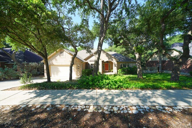 Building Photo - Gorgeous Home in the Coveted Greenshire Subdivision - Realtor Commission: $400