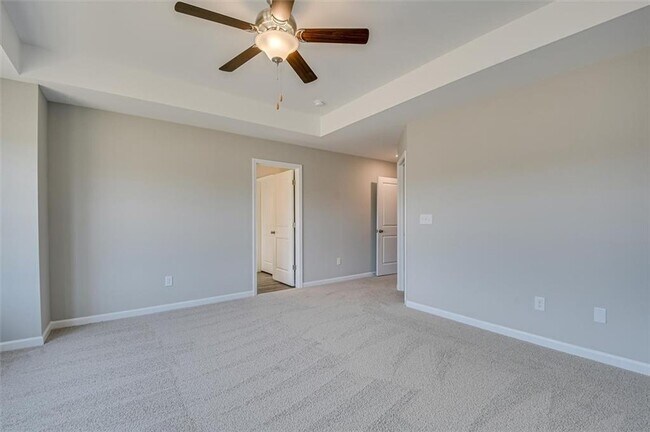 Building Photo - 113 Essence Dr