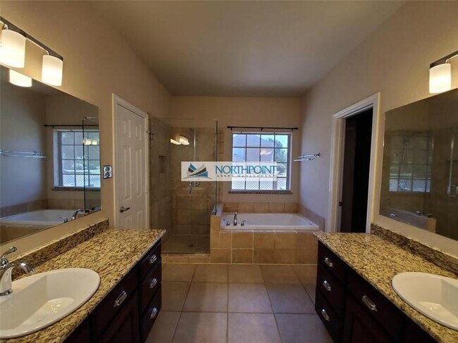 Building Photo - Stunning corner lot home with beautiful pool and upgrades throughout.