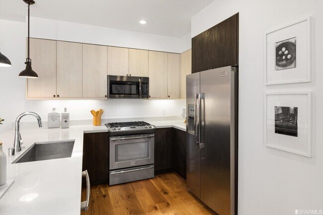 Building Photo - Coming Soon! Spacious 3BR Corner Condomini...