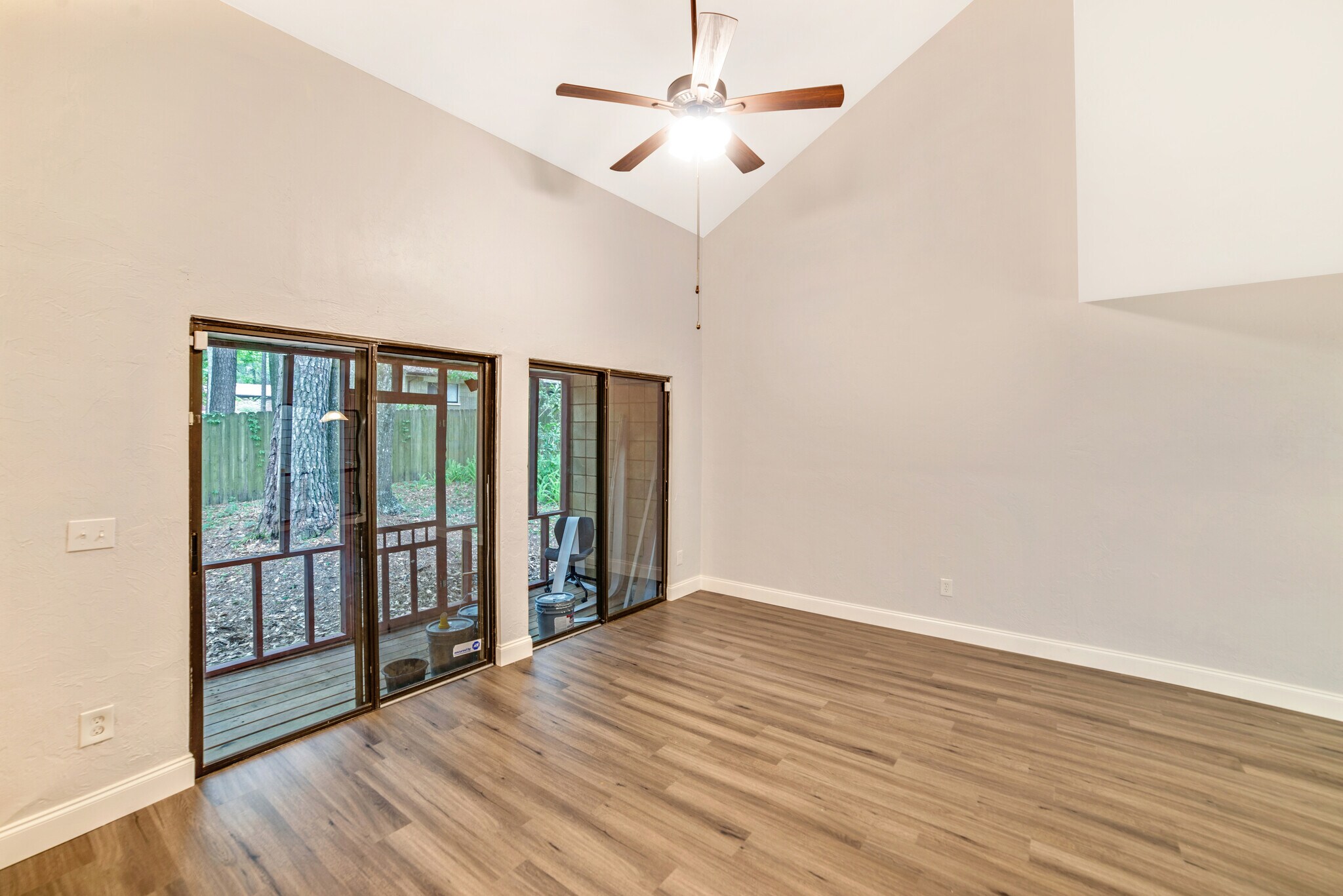 Building Photo - 4307 SW 70th Ter