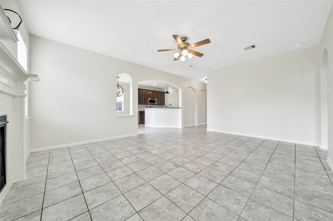 Building Photo - 3319 Fairmont Hills Ln