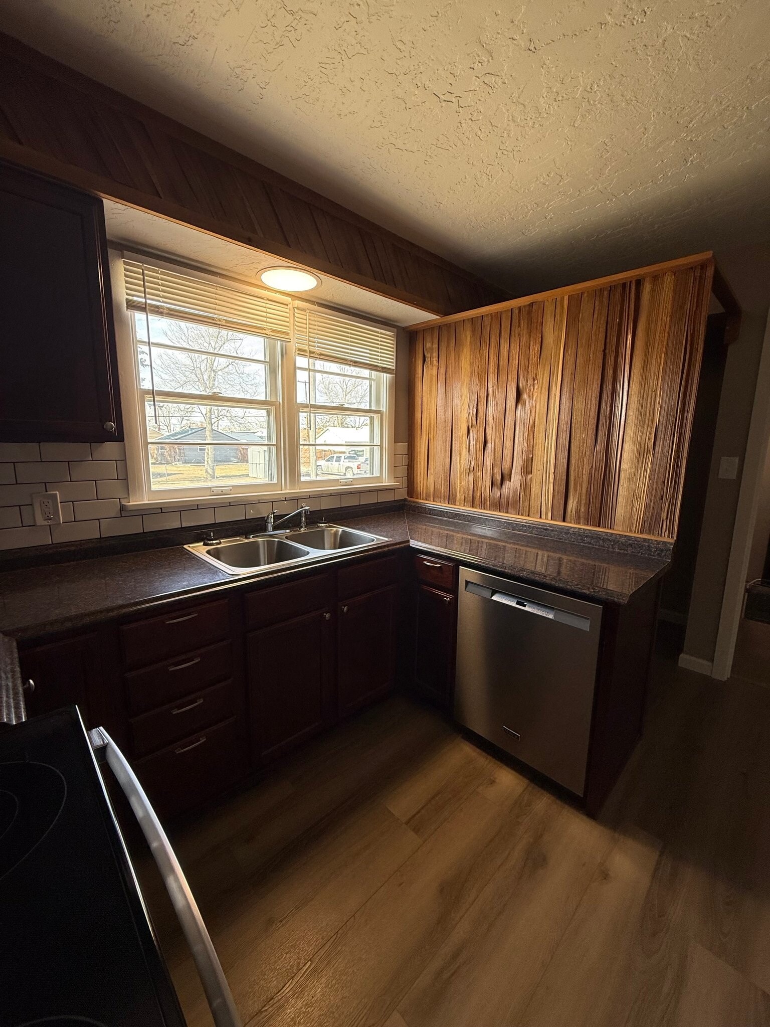 Building Photo - 1425 4th Ave NW