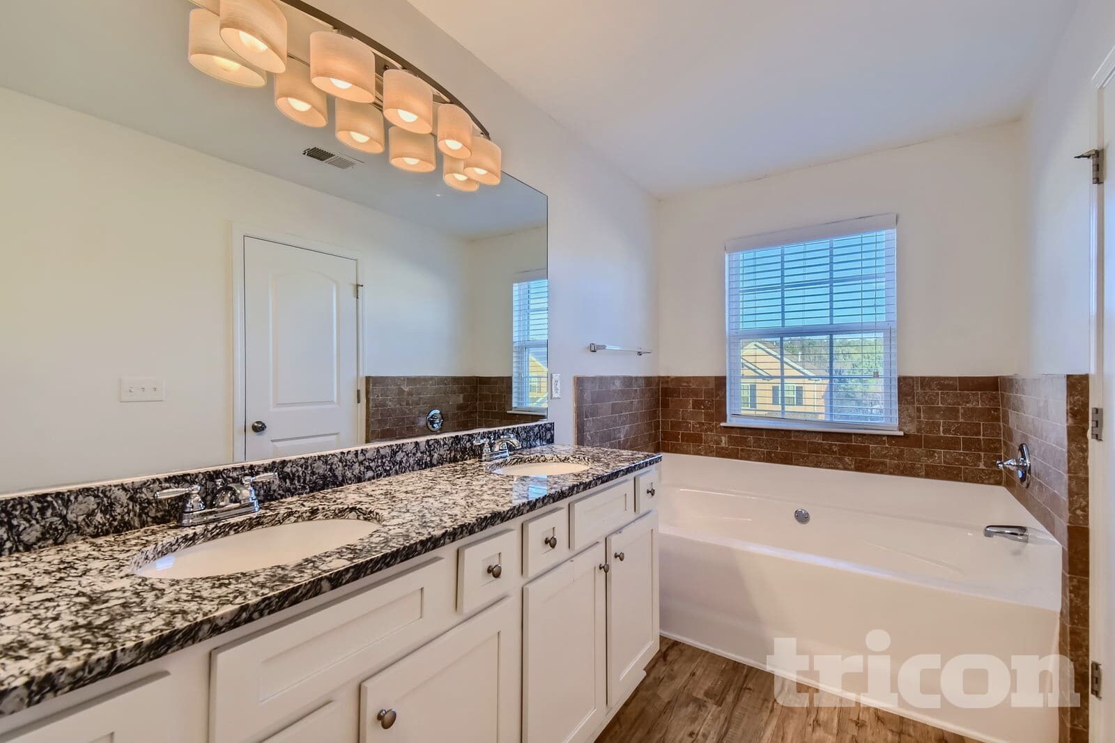 Building Photo - 533 Sprayberry Dr