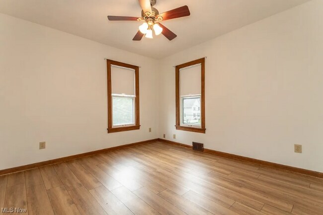 Building Photo - 38171 Wilson Ave