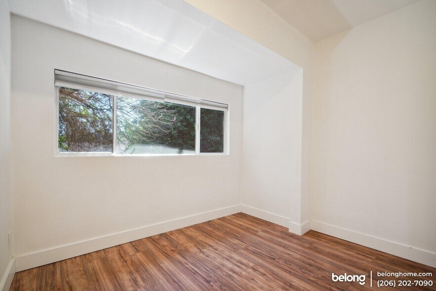 Building Photo - 1619 S Lane St