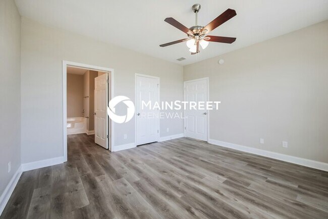 Building Photo - 3 Bedroom Pet-Friendly Home in LEHIGH ACRES, FL with Main Street Renewal