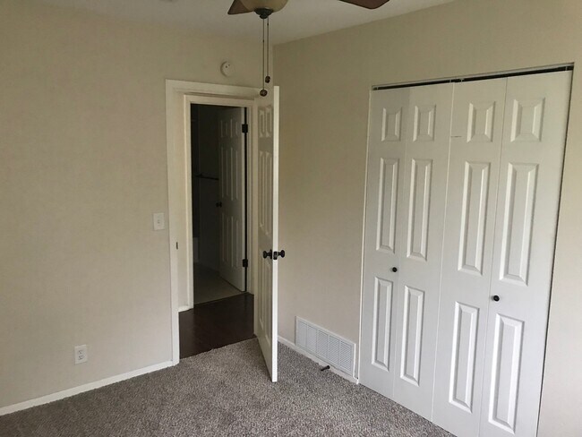 Building Photo - Come see this beautiful 3/2 1243 sq ft home