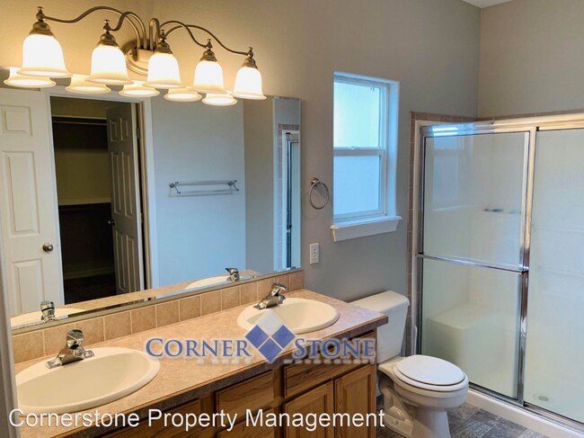 Building Photo - 3 br, 2 bath House - 2621 E Windrose Street