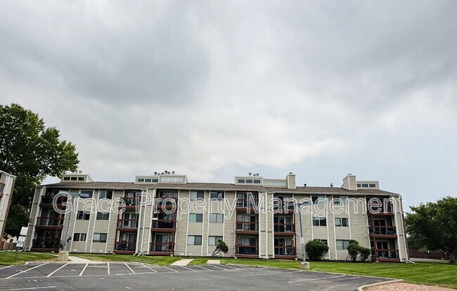 Building Photo - 8460 Decatur St